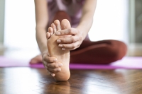 Treating Big Toe Joint Pain Without Surgery